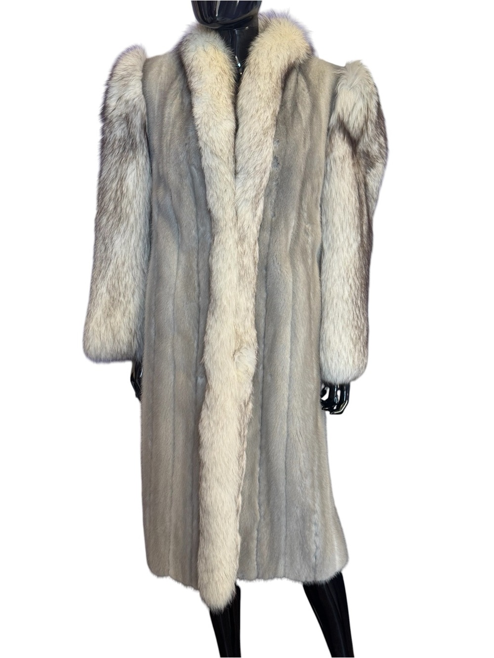 Luxury Women's Long silver sapphire blue fox Fur Coat - Light Gray - Picture 4 of 17